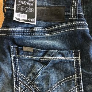 Buckle Black Label Fit Number 9 Bootleg Jeans 32R